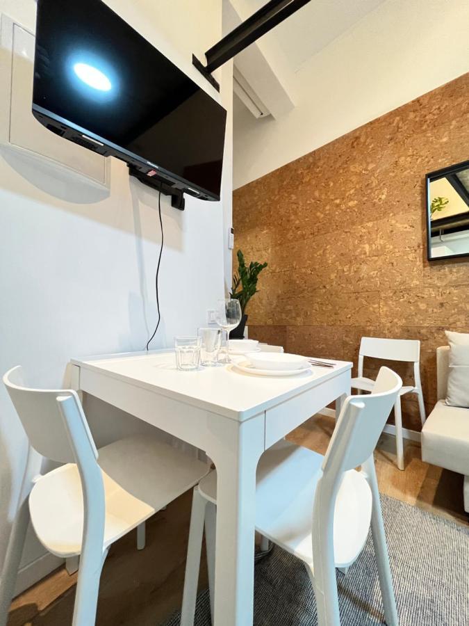 Ile Aina Malasana Apartment Madrid Ngoại thất bức ảnh