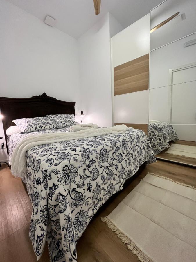 Ile Aina Malasana Apartment Madrid Ngoại thất bức ảnh